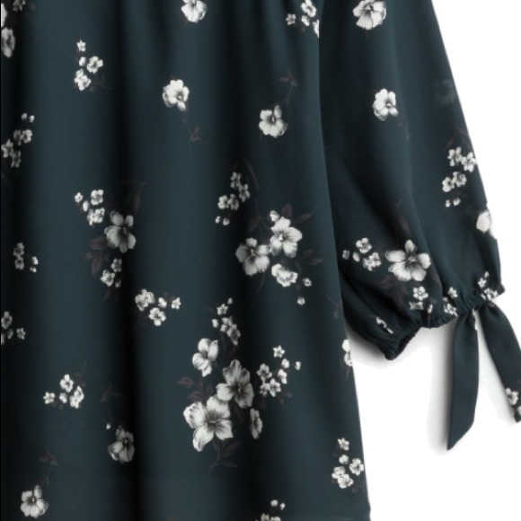 NWT! Dark teal Papermoon blouse w/ bow tie sleeves. Adorable! - Picture 3 of 4